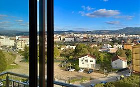 APT SOLEADO y SILENCIOSO - GARAJE- A 17 min andando del centro de Pontevedra